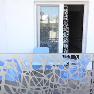 apartment-timo-arti-ksamil.albaniahotels.org/